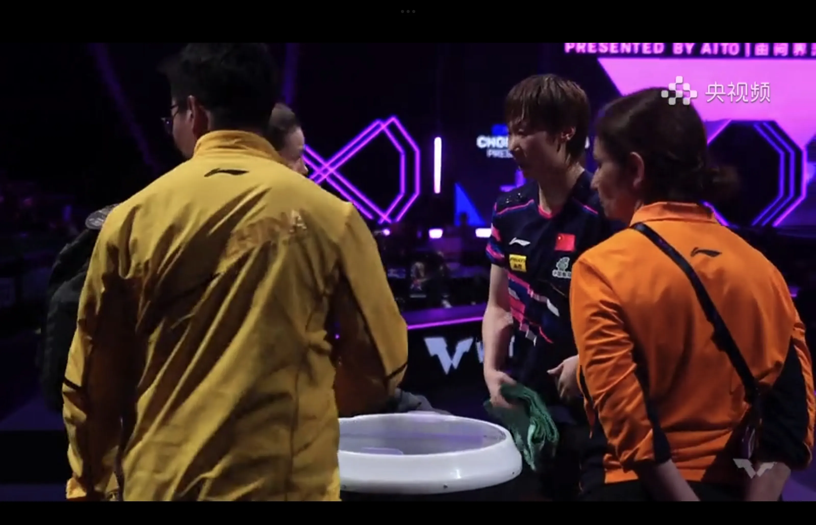 Kaiyun Sports-关于今晚体能课后，曼联更衣室发声备战葡超，震撼外界，身体对抗强度拉满的信息