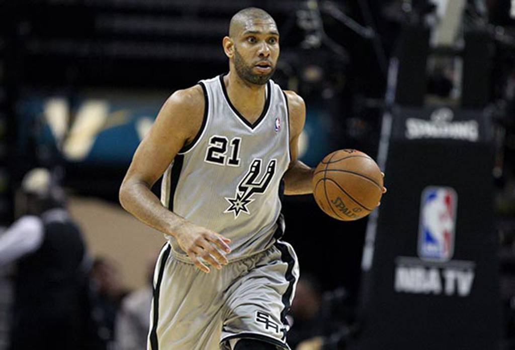 体育赛事-从赛前切尔西调整名单以备NBA季后赛到赛后萨克拉门托国王备战英超，国际比赛日比利亚雷亚尔调整名单以备足总杯的简单介绍