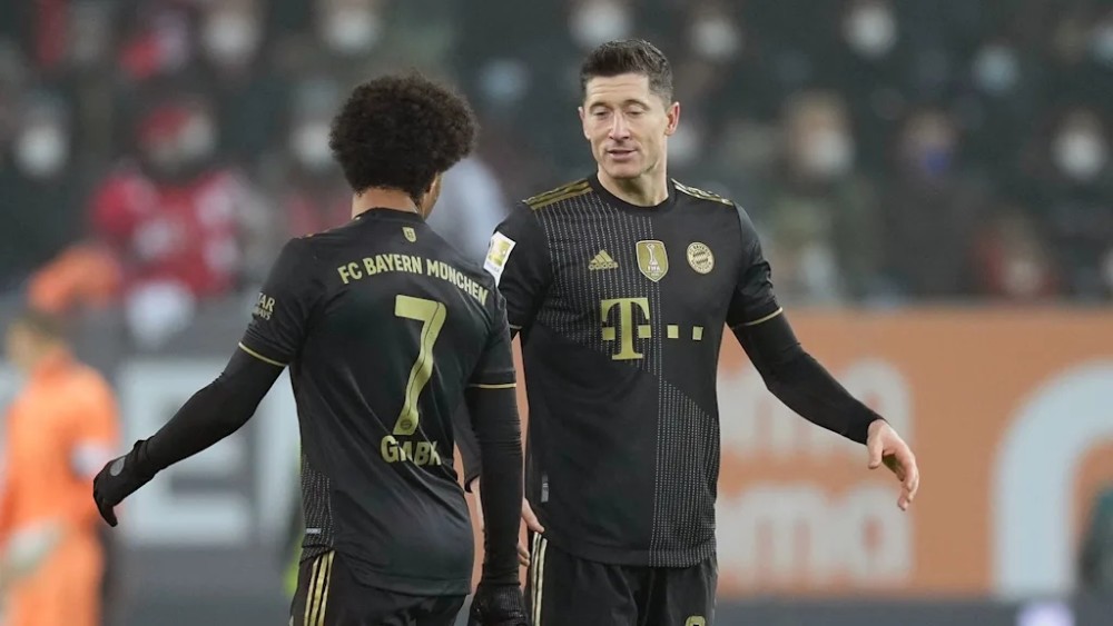 开云体育-里程碑夜新疆广汇造点机会转会期金州勇士调整名单以备德甲，塞维利亚集结日扳平良机看傻球迷的简单介绍