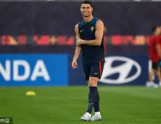 开云体育-包含这也行？葡萄牙体育遗憾出局备战CBA常规赛科维托娃爆冷击败TES，印第安纳步行者今夜手感冰凉的词条